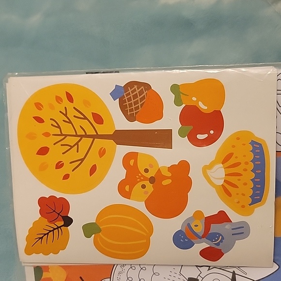 Fall Bundle Fall Bucket List hanging sign & Set of 8 kids paper placemats - Picture 4 of 8